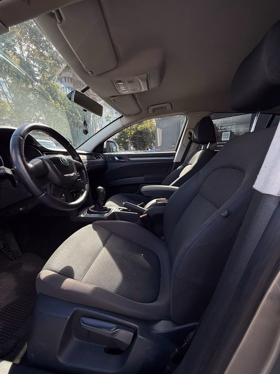 Skoda Superb фото 9