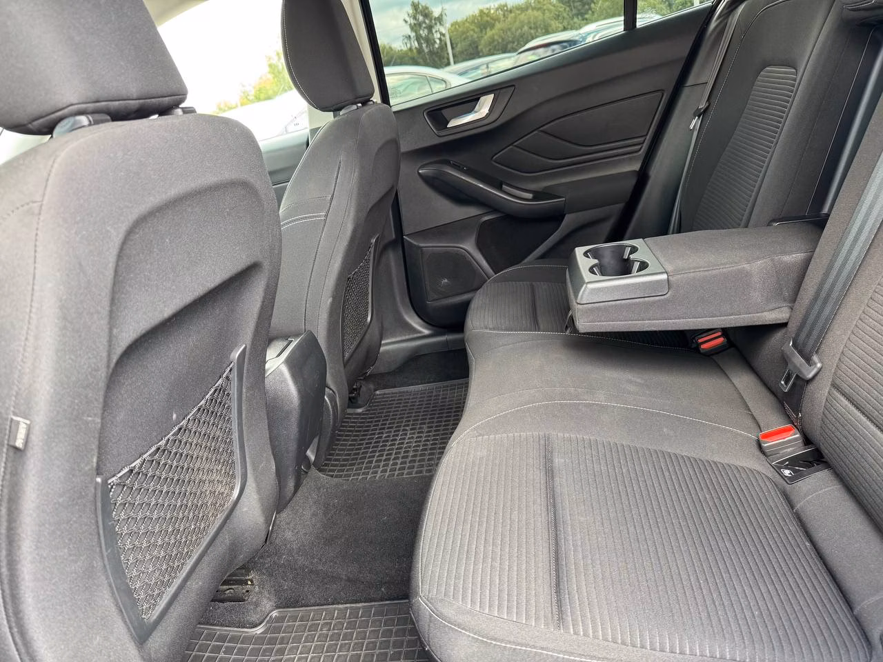 Ford Focus фото 17