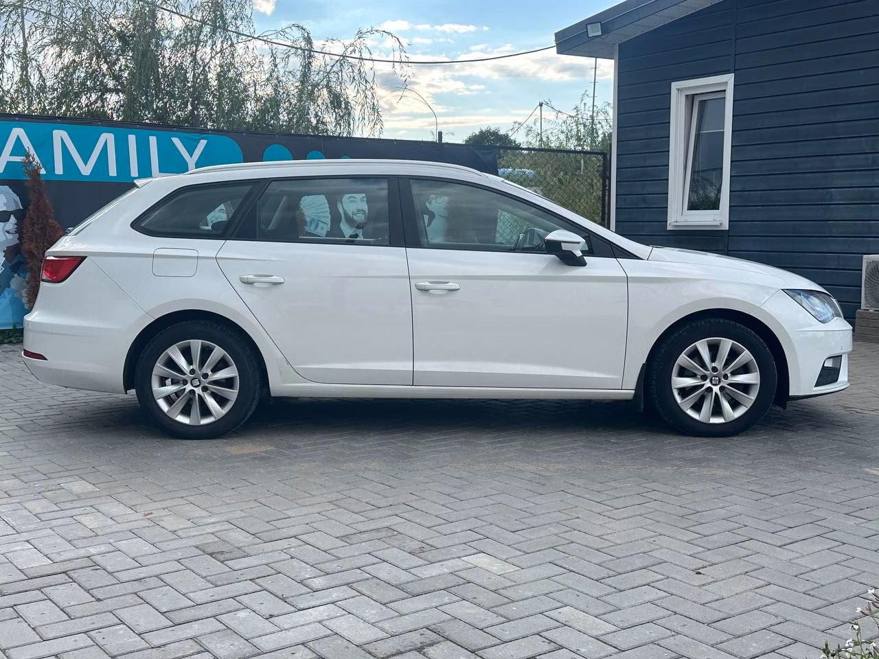 SEAT Leon фото 9