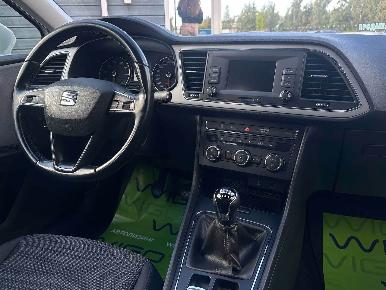 SEAT Leon фото 14