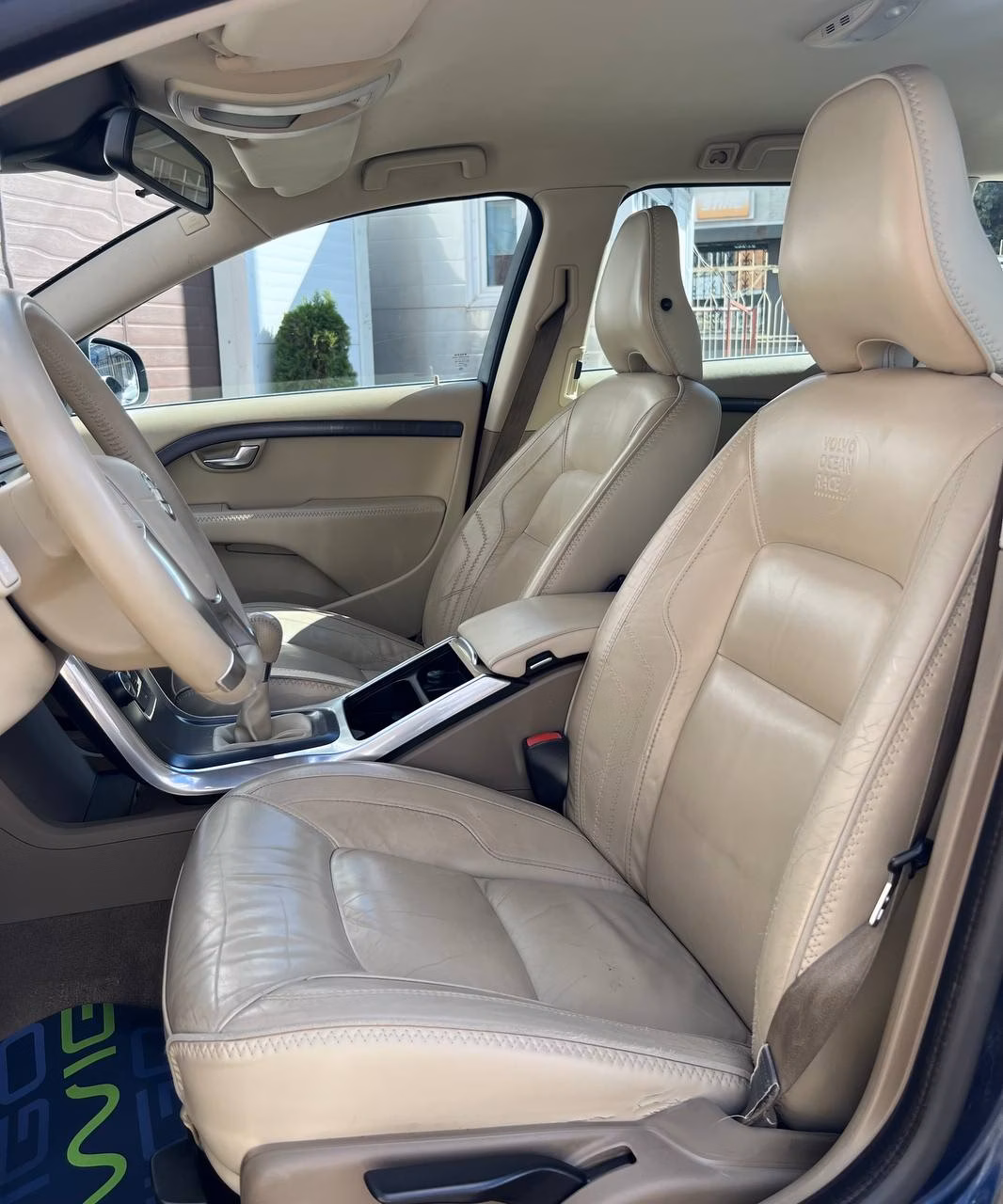 Volvo V70 фото 10