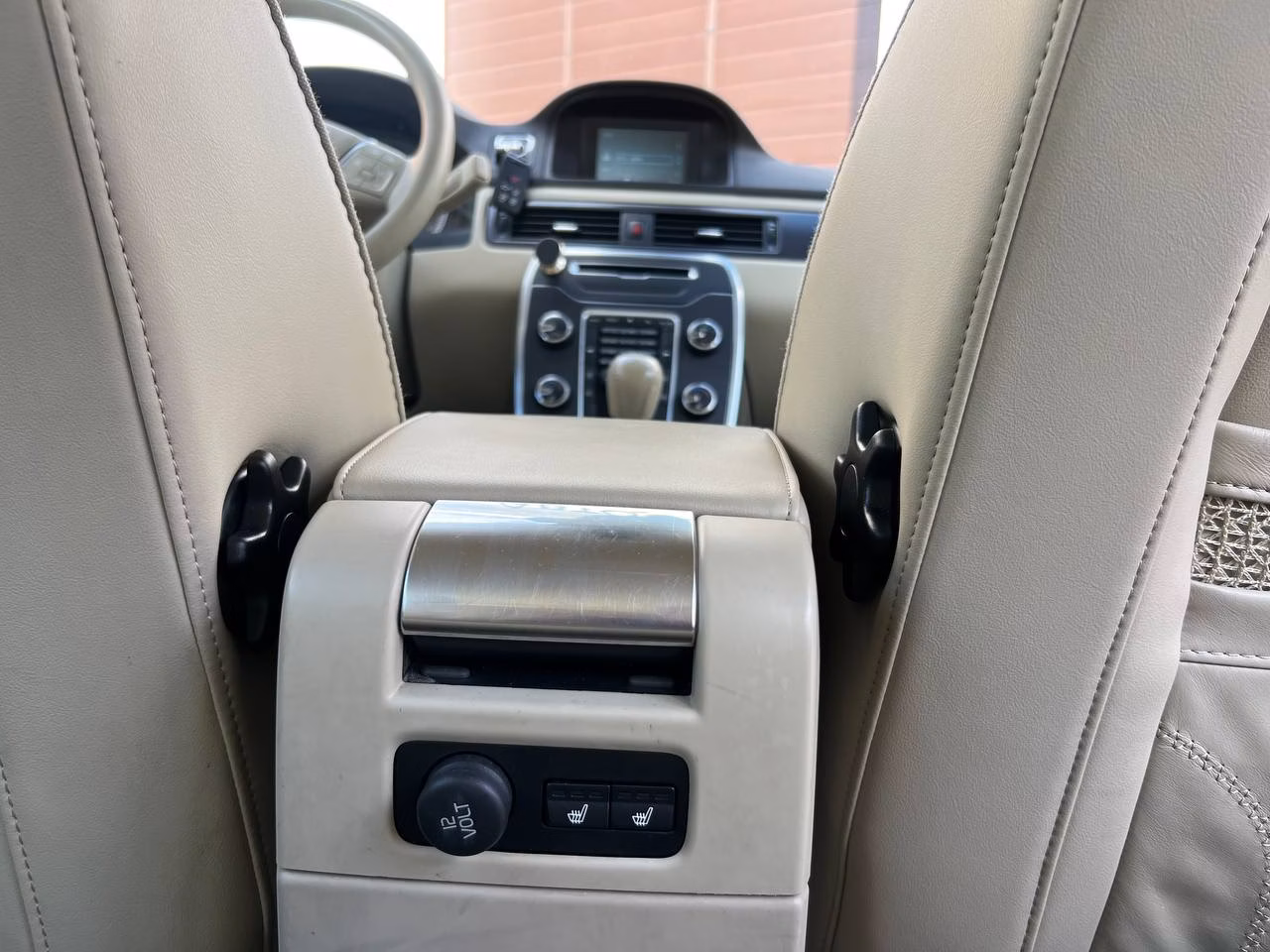 Volvo V70 фото 18