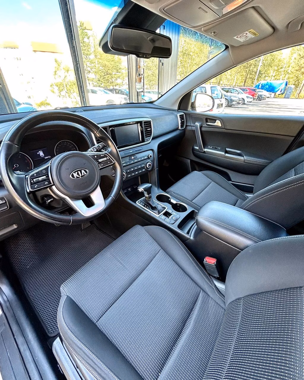 Kia Sportage фото 9