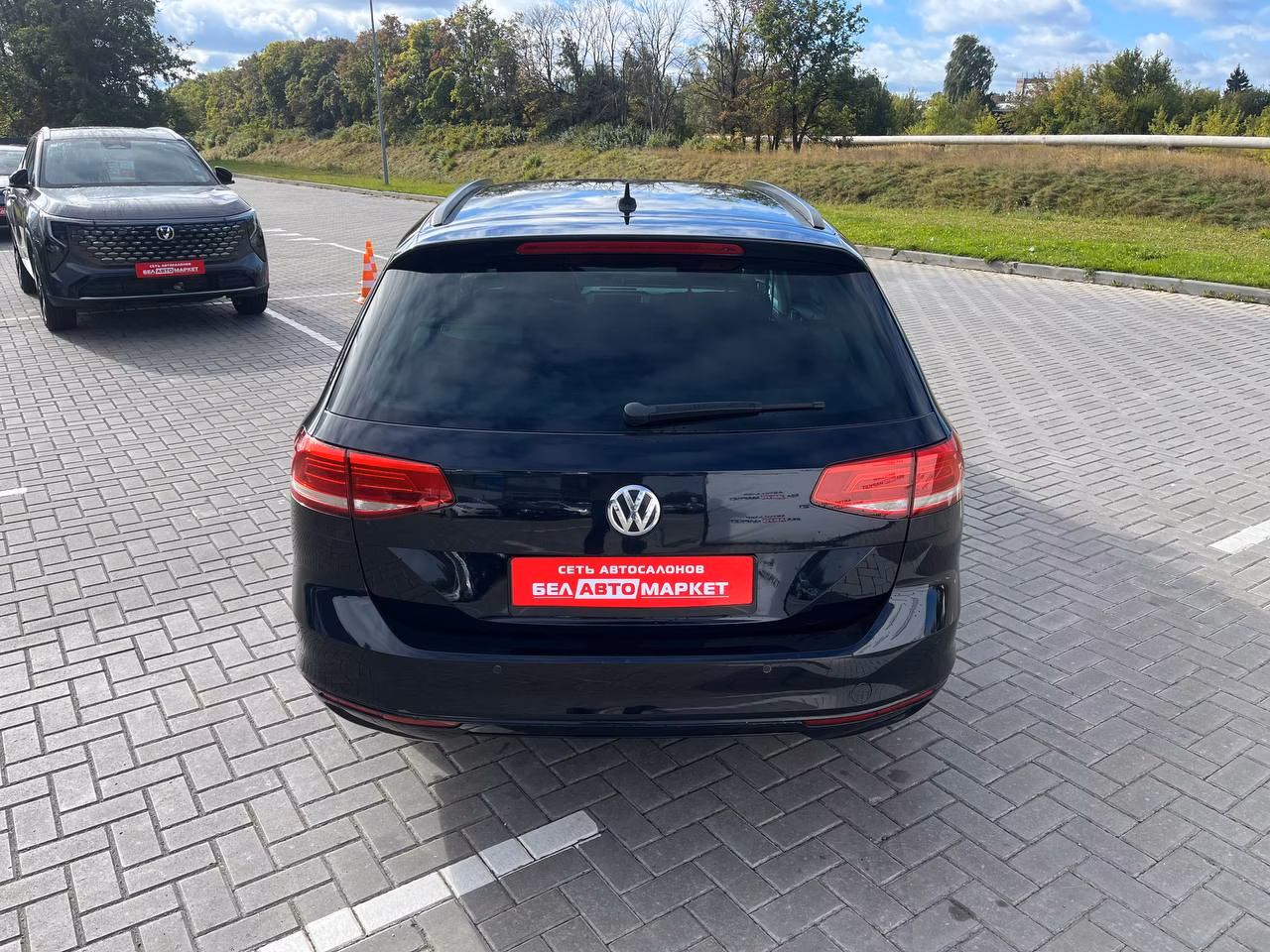 Volkswagen Passat фото 6