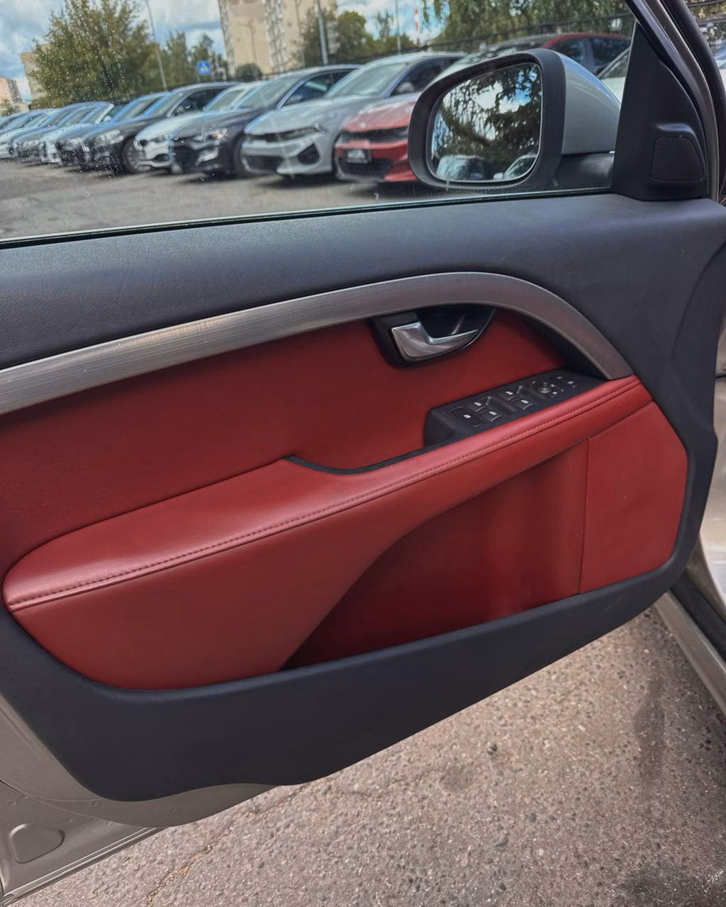 Volvo V70 фото 9