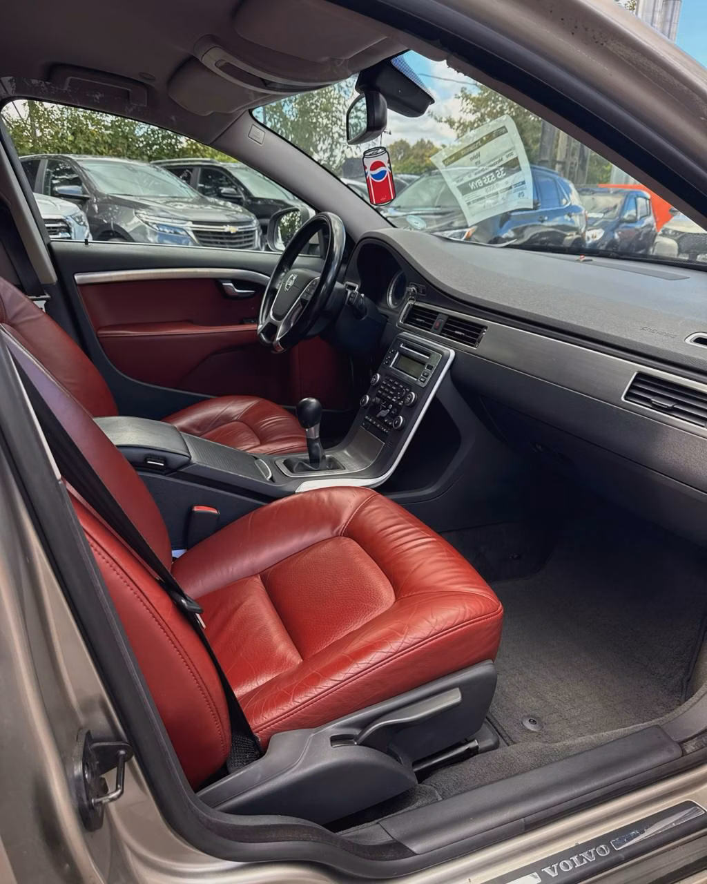Volvo V70 фото 13