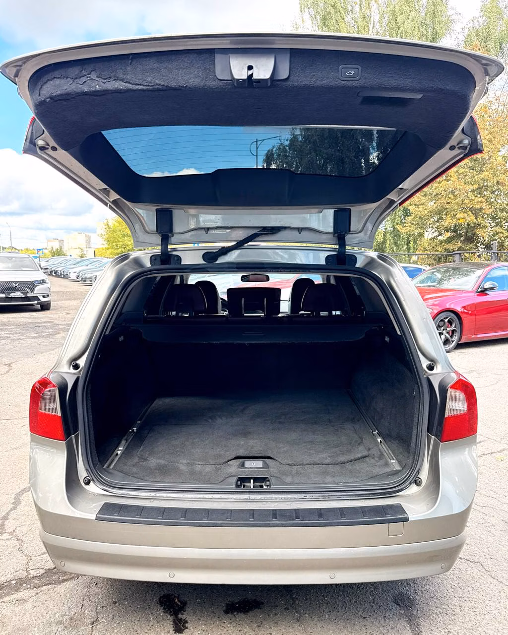 Volvo V70 фото 15