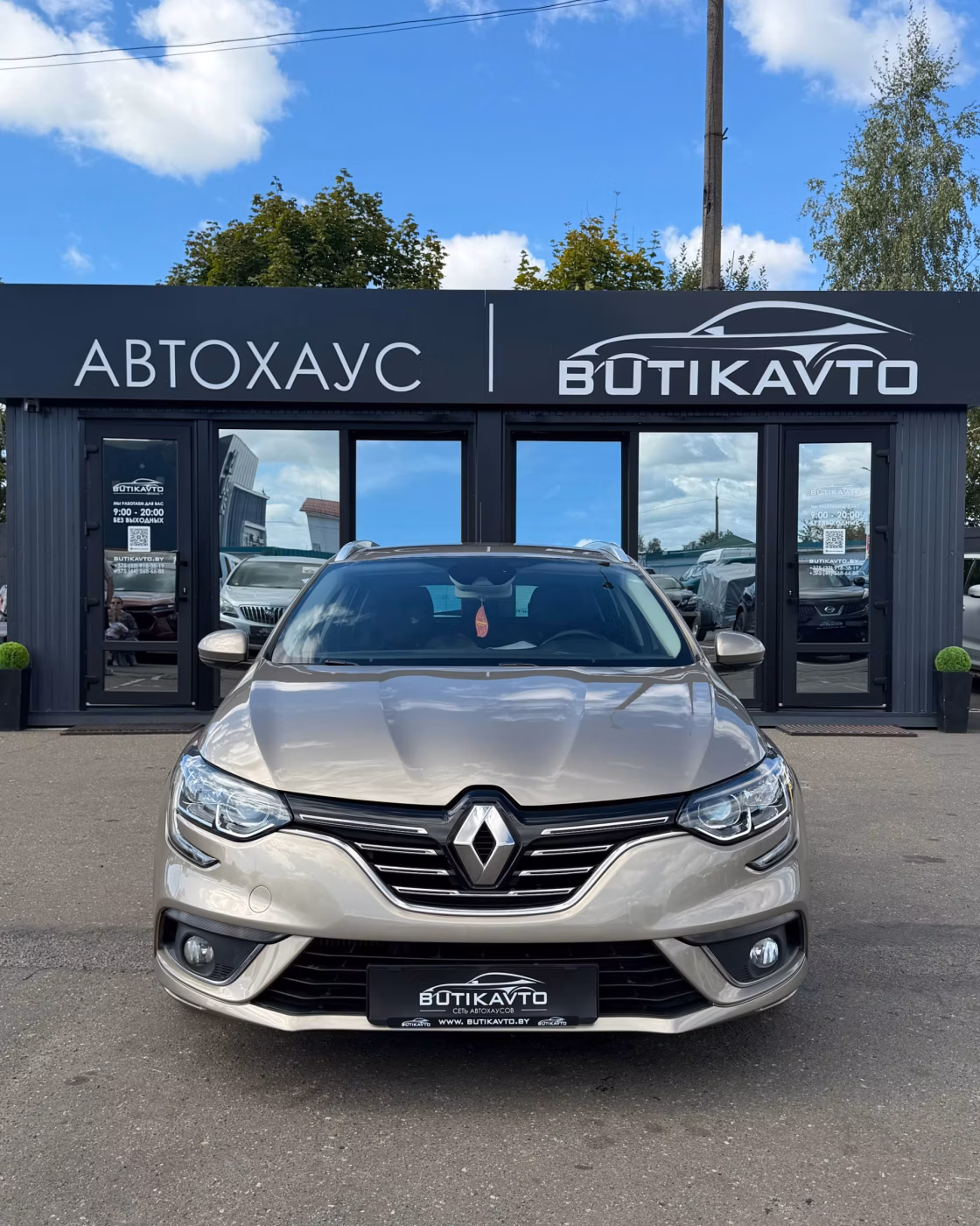 Renault Megane фото 2
