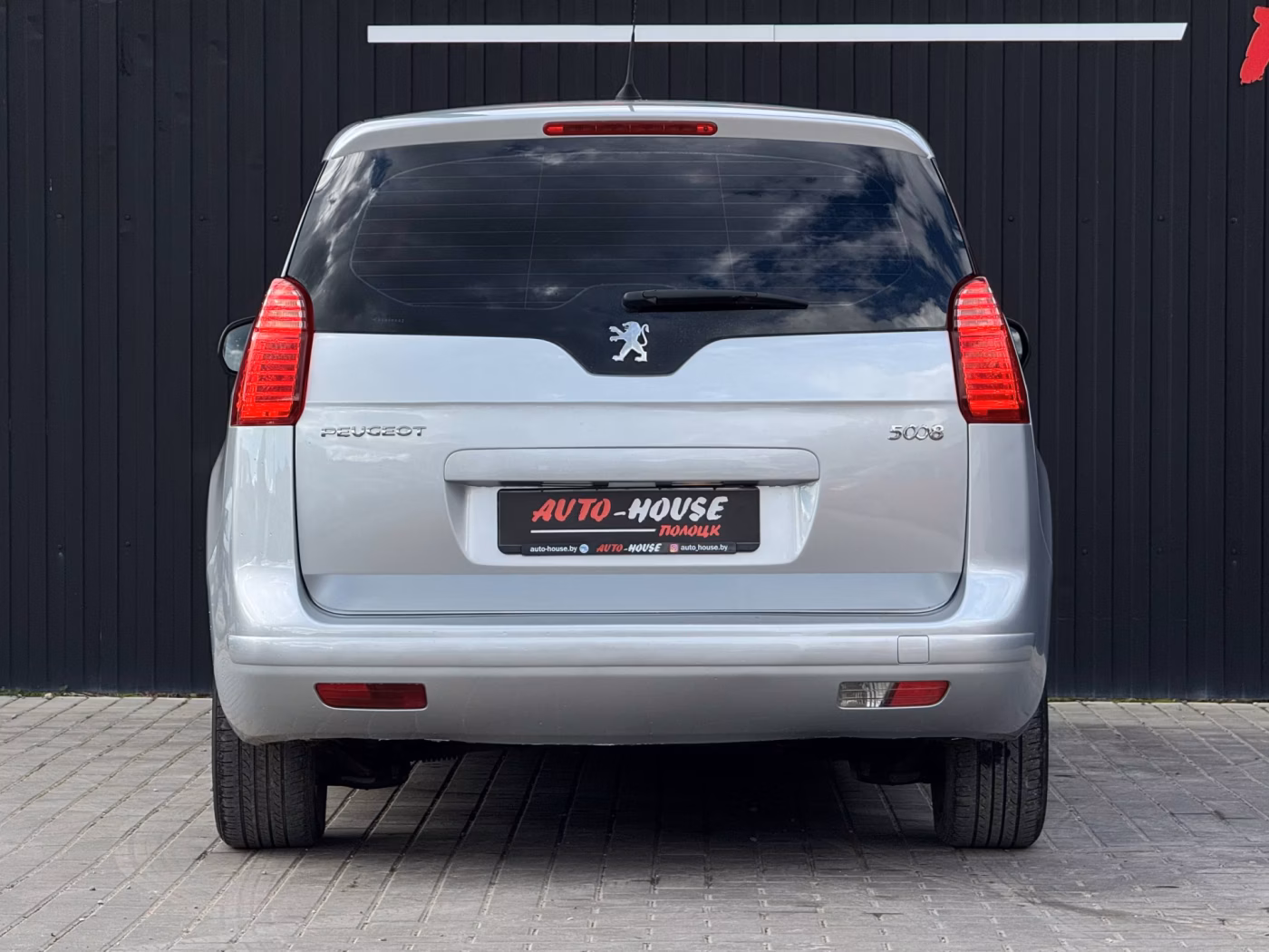 Peugeot 5008 фото 5