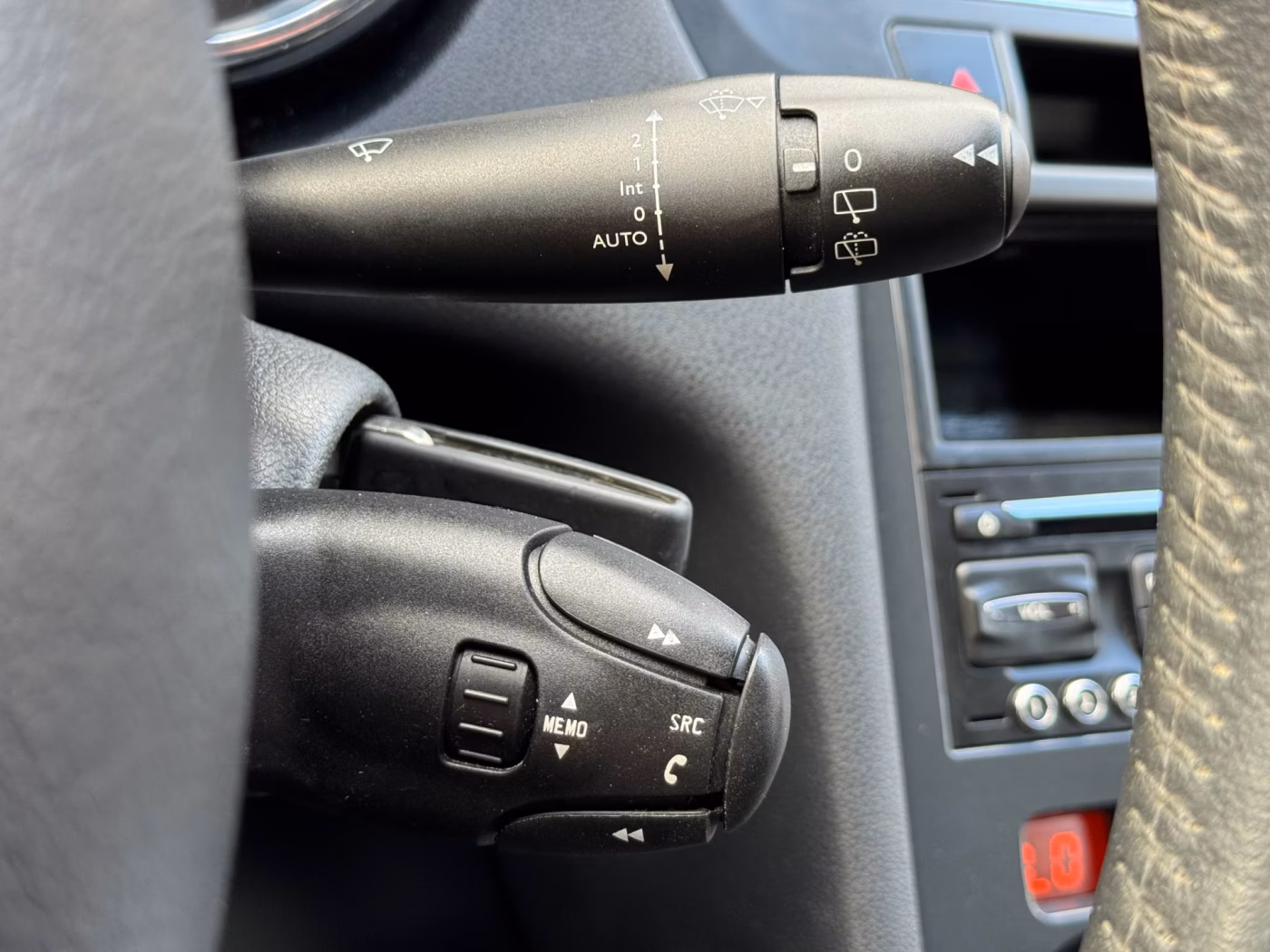 Peugeot 5008 фото 17