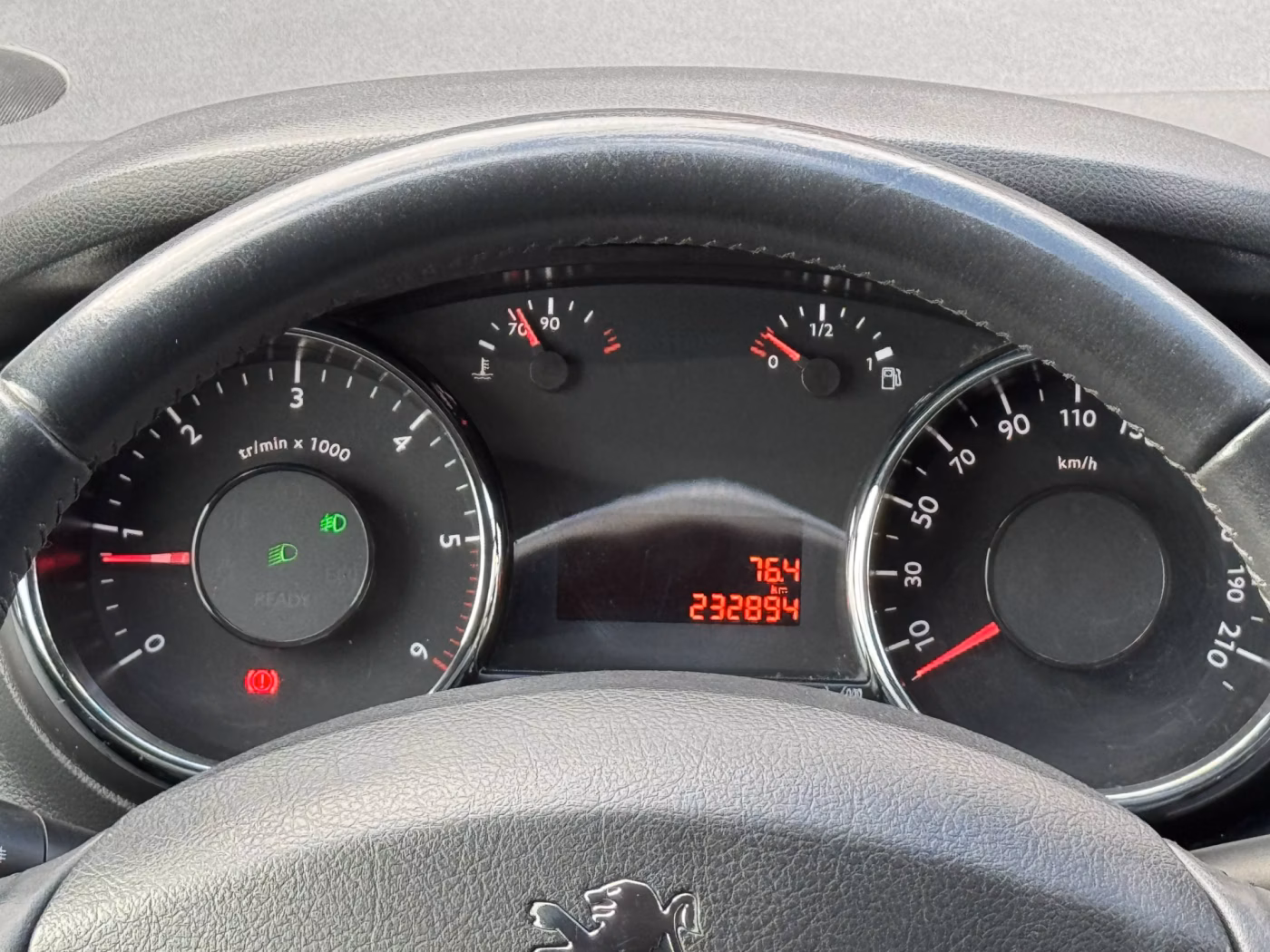 Peugeot 5008 фото 18