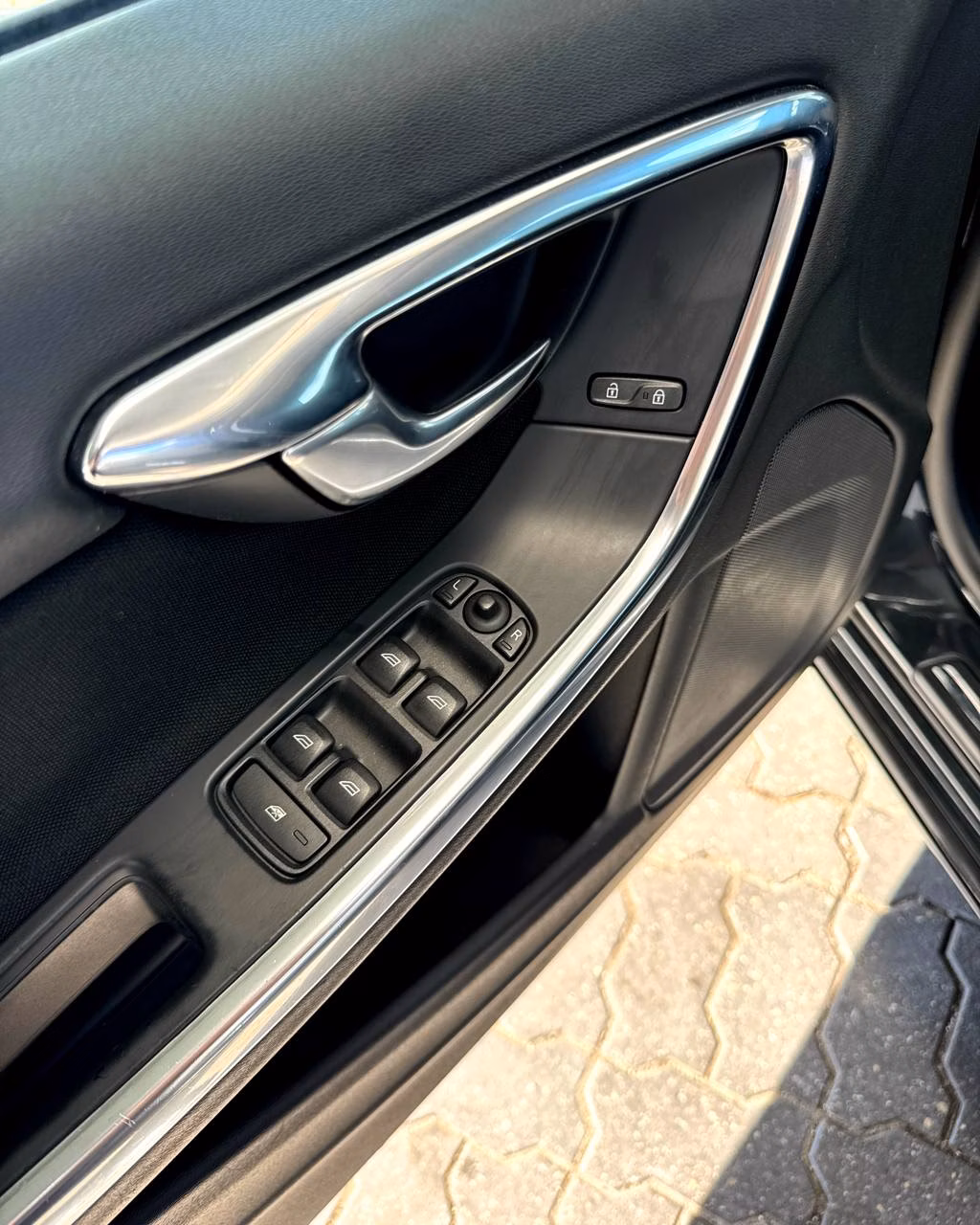 Volvo V60 фото 9
