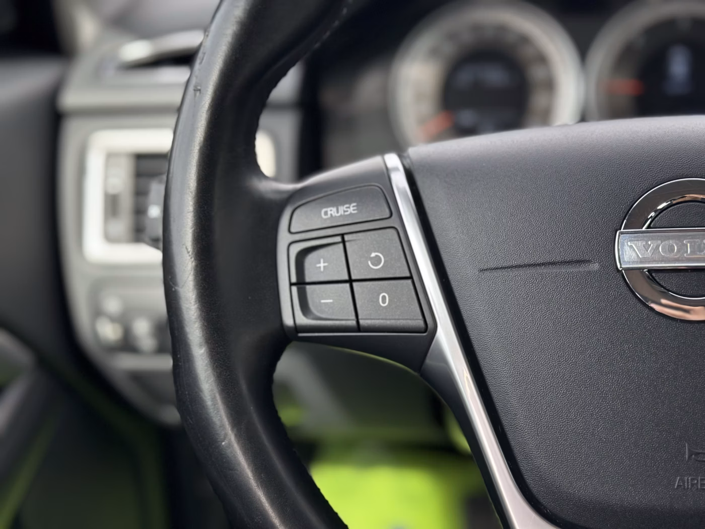 Volvo V70 фото 16