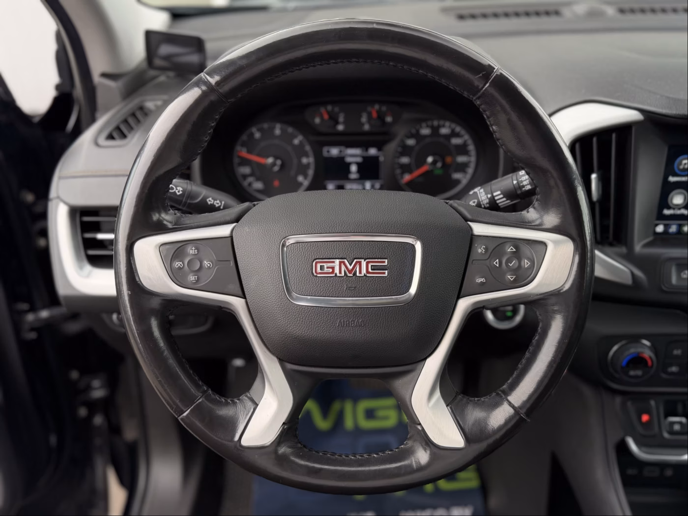 GMC Terrain фото 20
