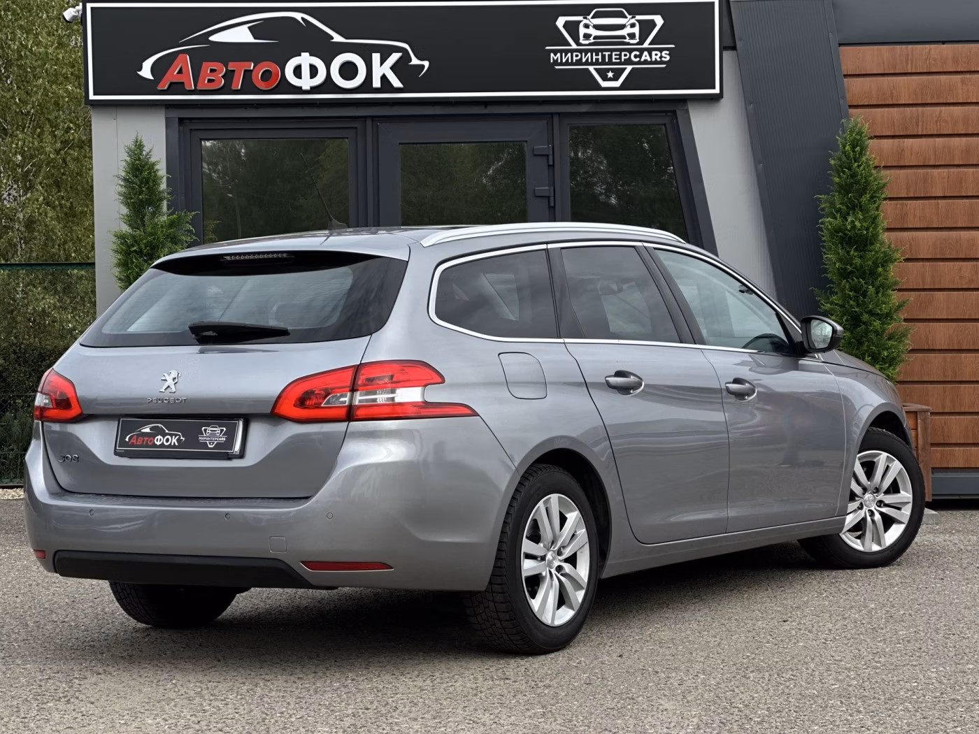 Peugeot 308 фото 3