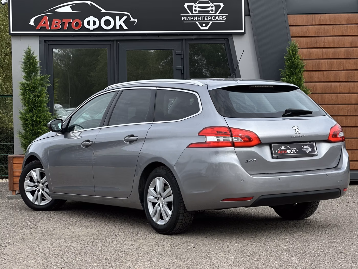 Peugeot 308 фото 5