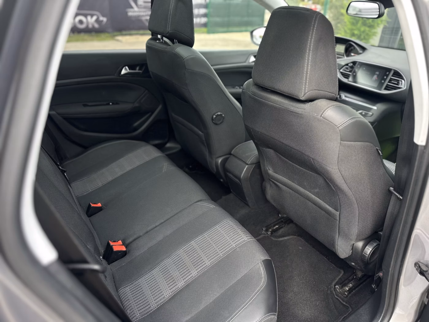 Peugeot 308 фото 12