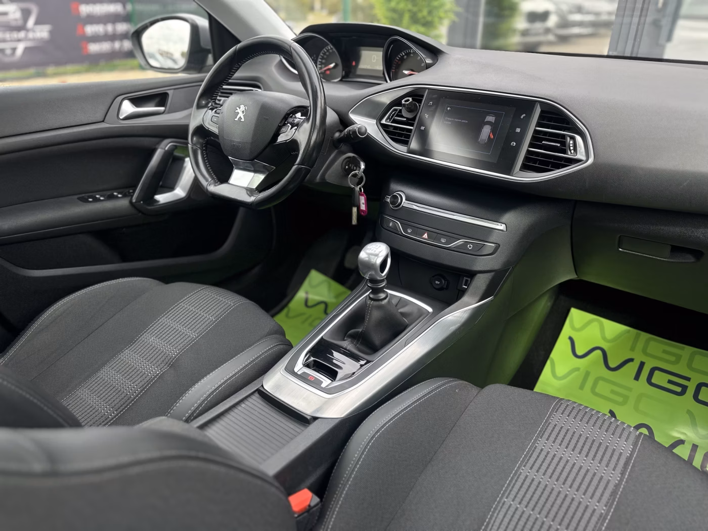 Peugeot 308 фото 20