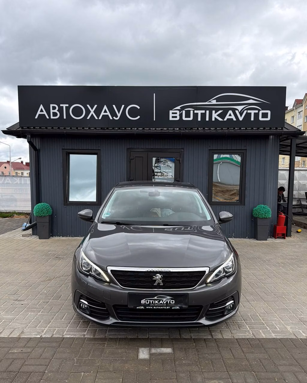 Peugeot 308 фото 2