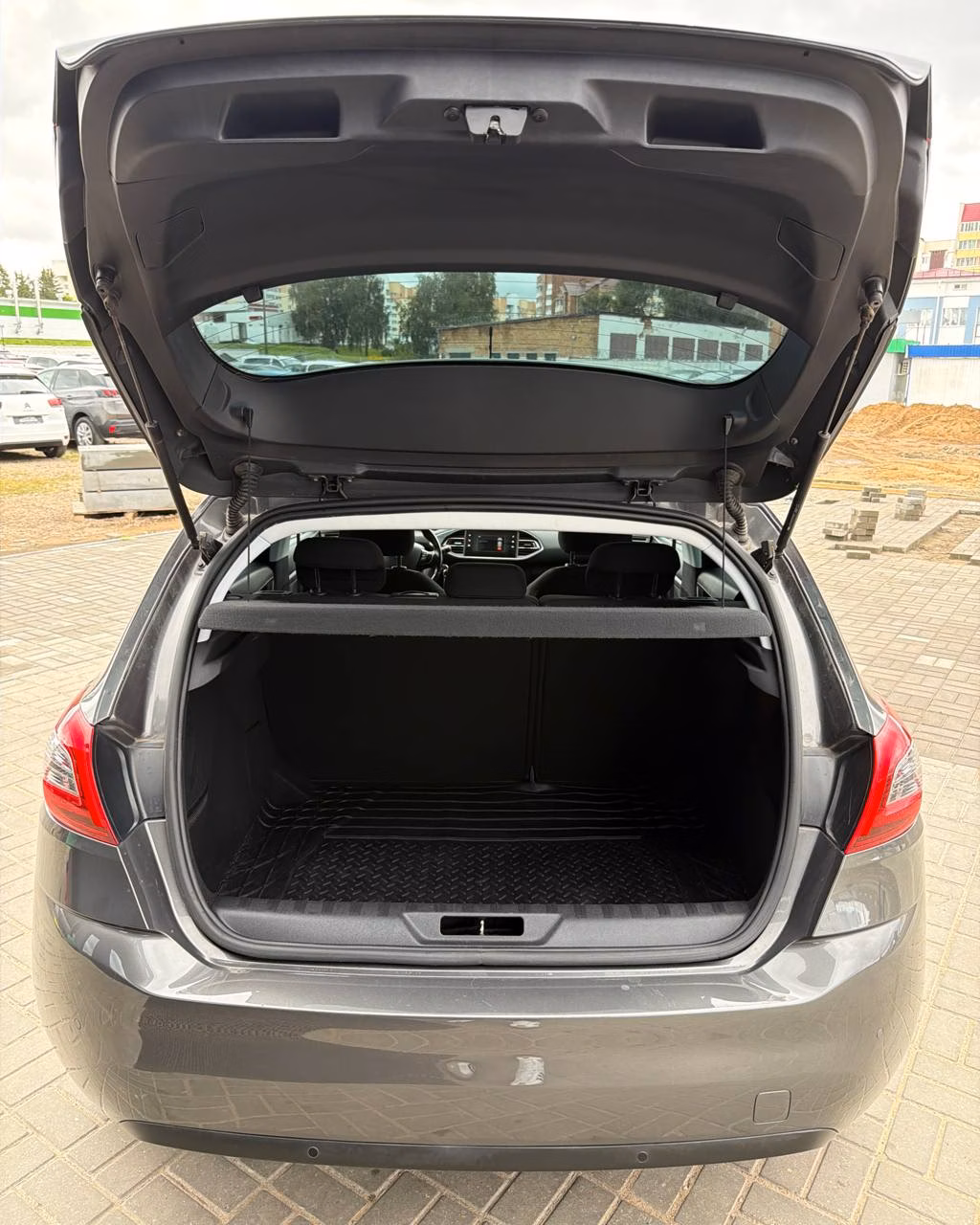 Peugeot 308 фото 15