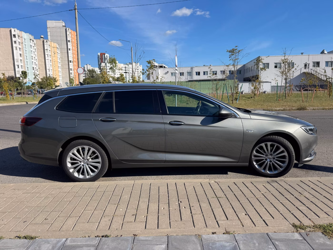 Opel Insignia фото 4