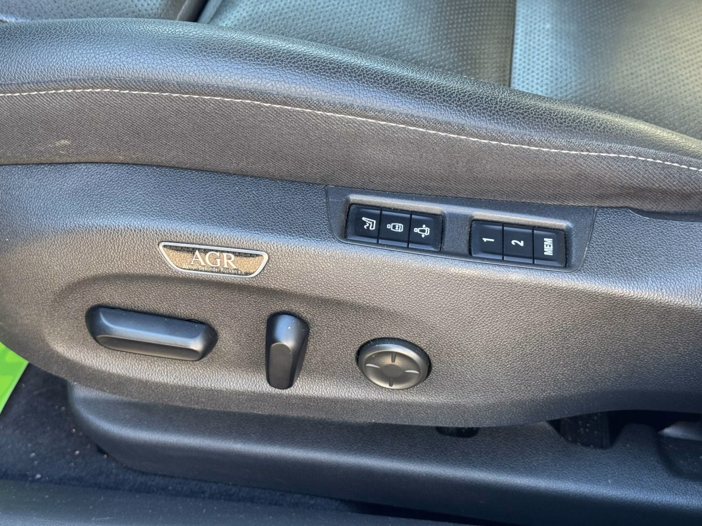 Opel Insignia фото 12