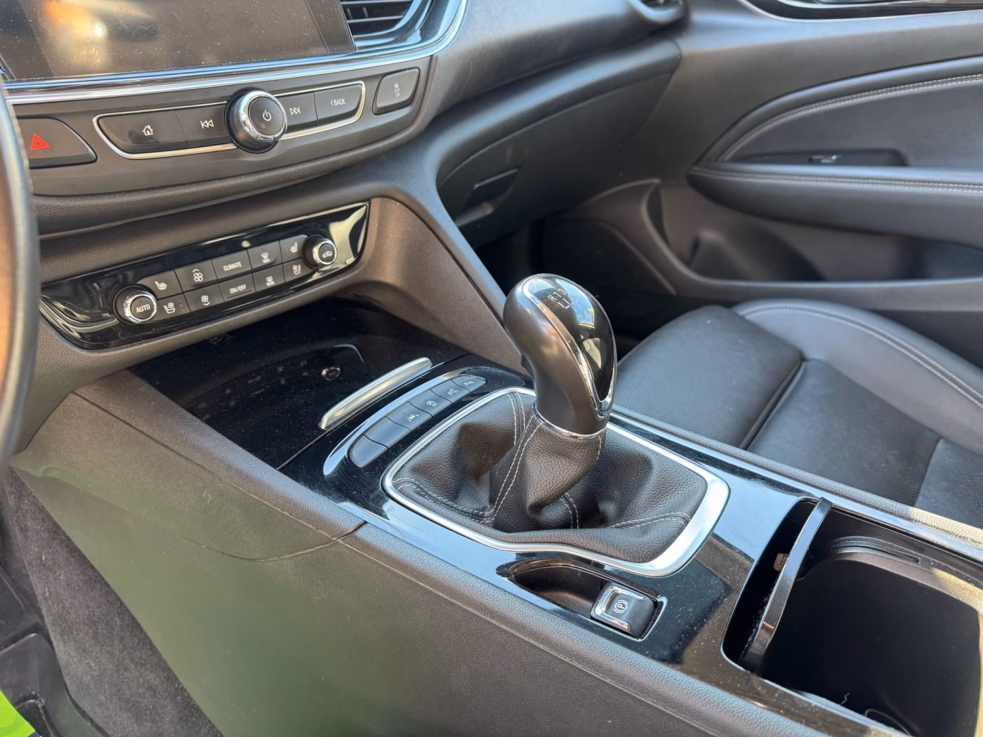 Opel Insignia фото 13