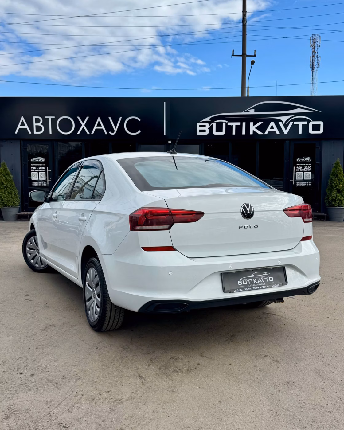 Volkswagen Polo Sedan фото 4