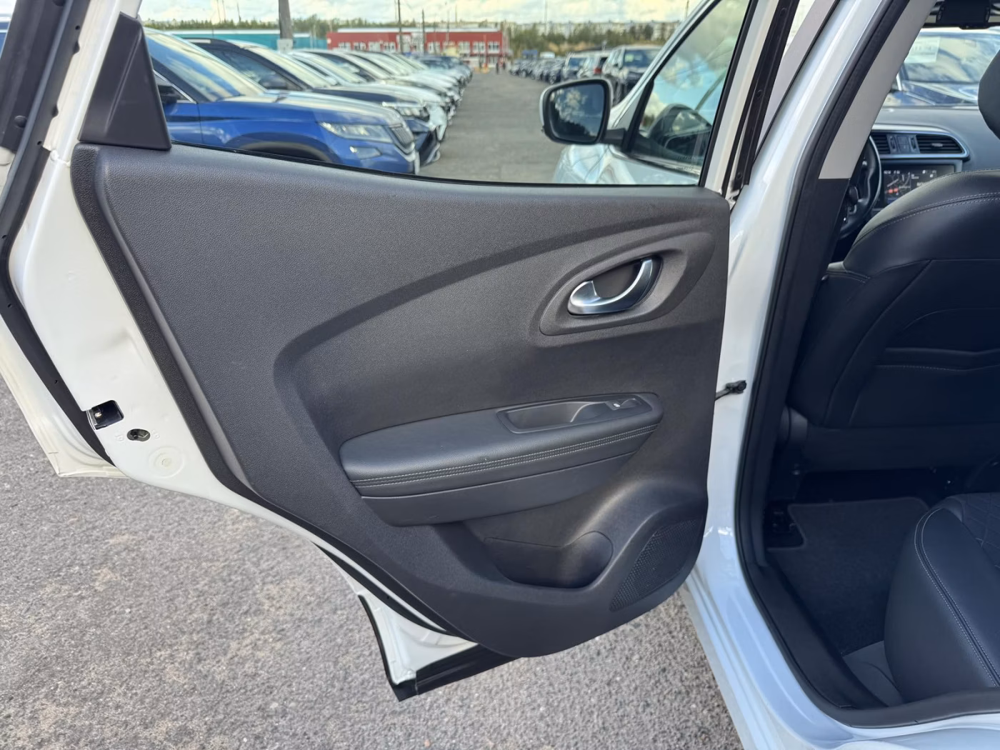 Renault Kadjar фото 15