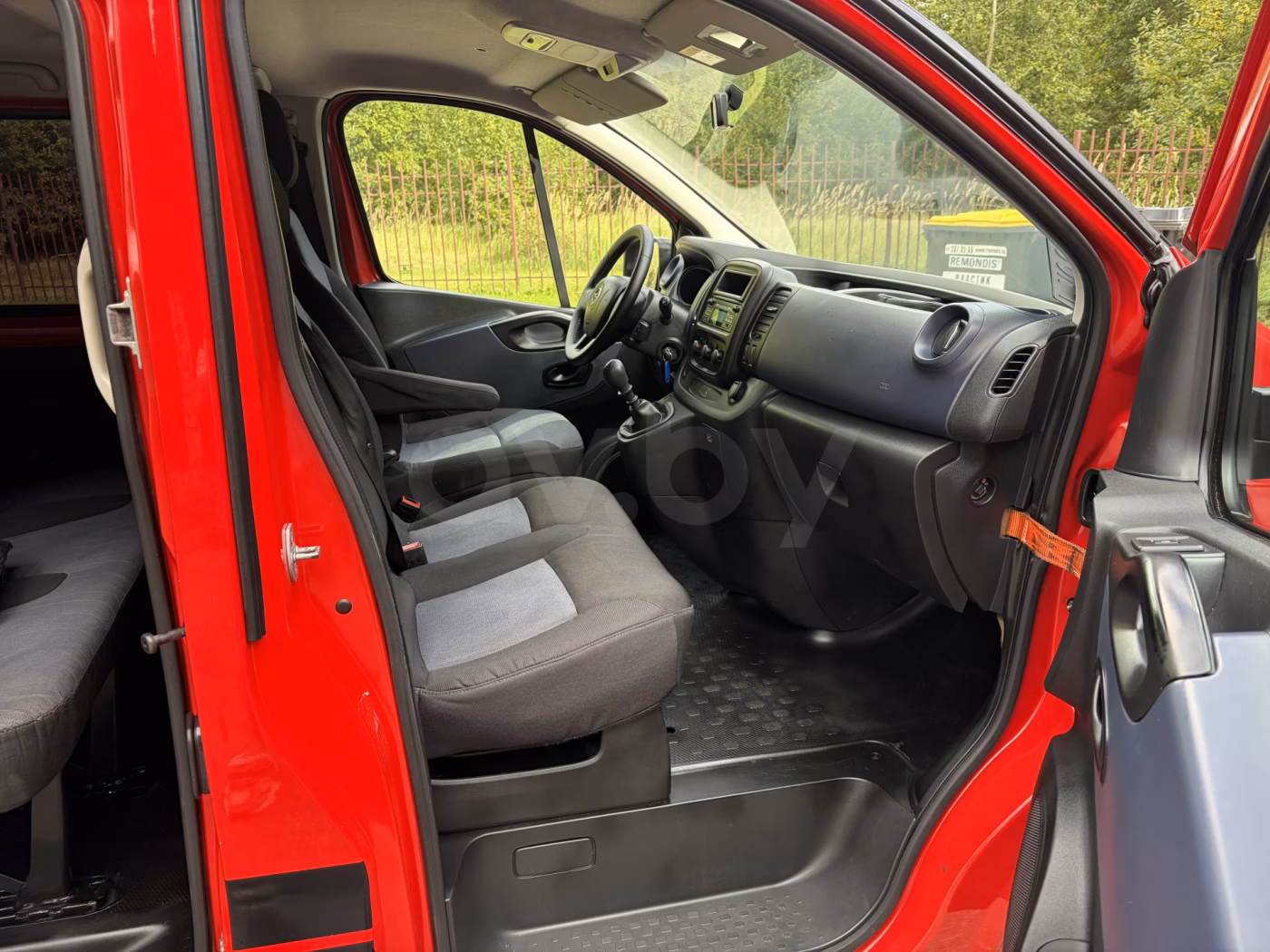 Opel Vivaro фото 7