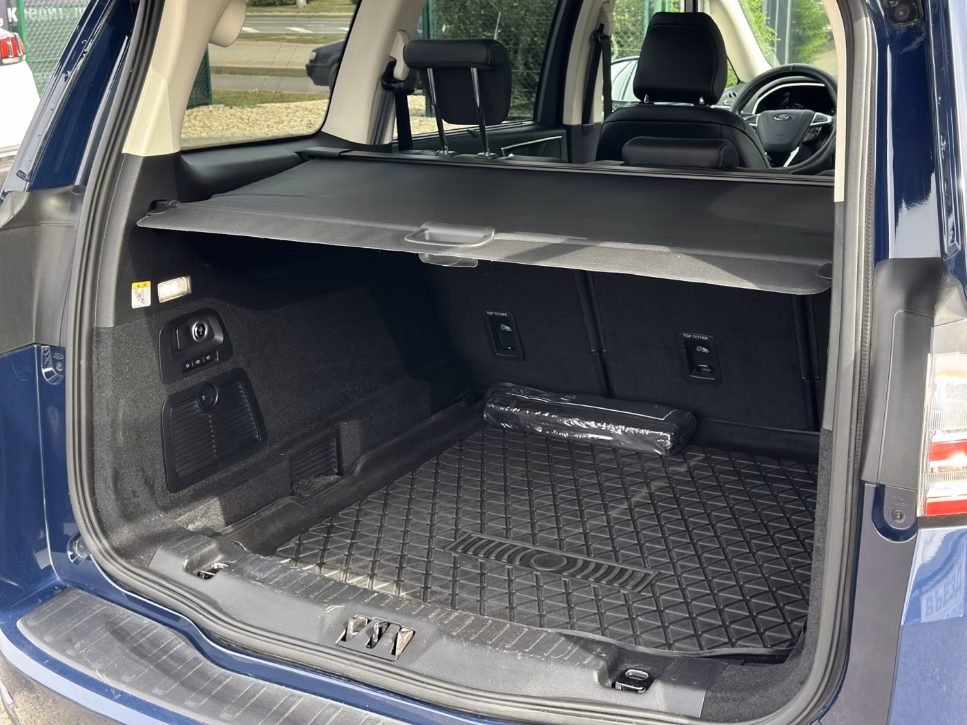 Ford Galaxy фото 11