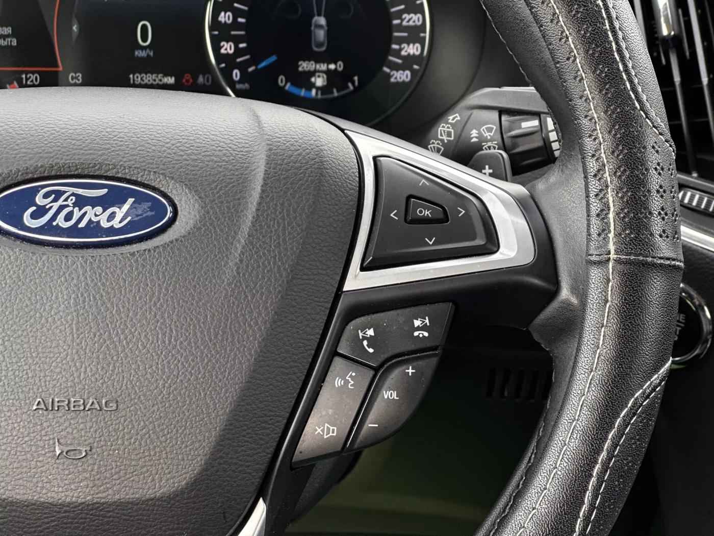 Ford Galaxy фото 15