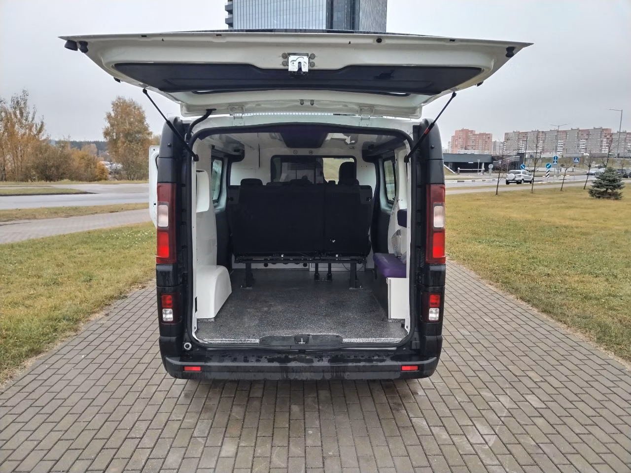 Renault Trafic фото 12