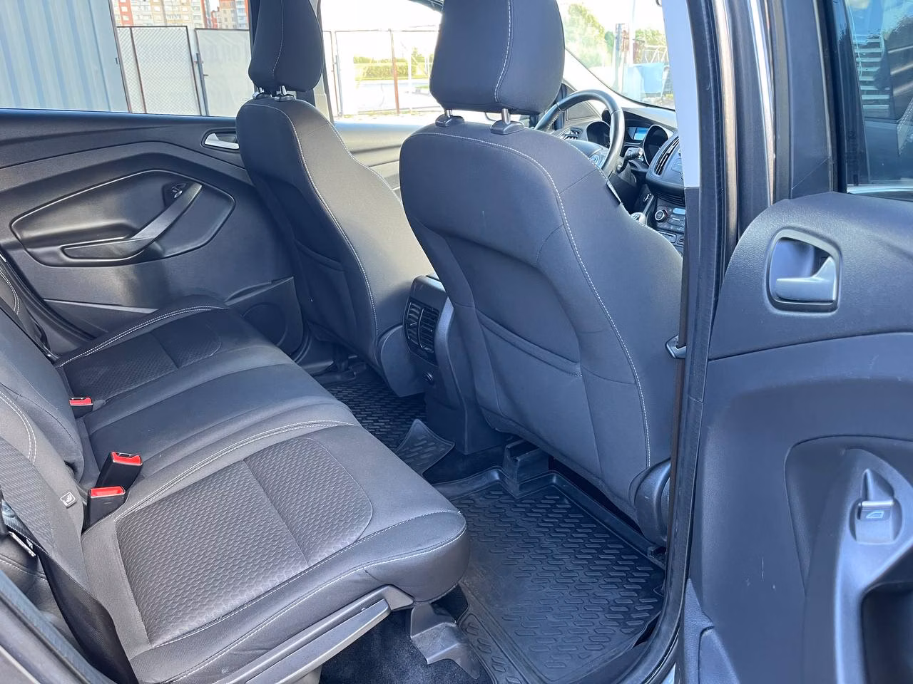 Ford Kuga фото 18