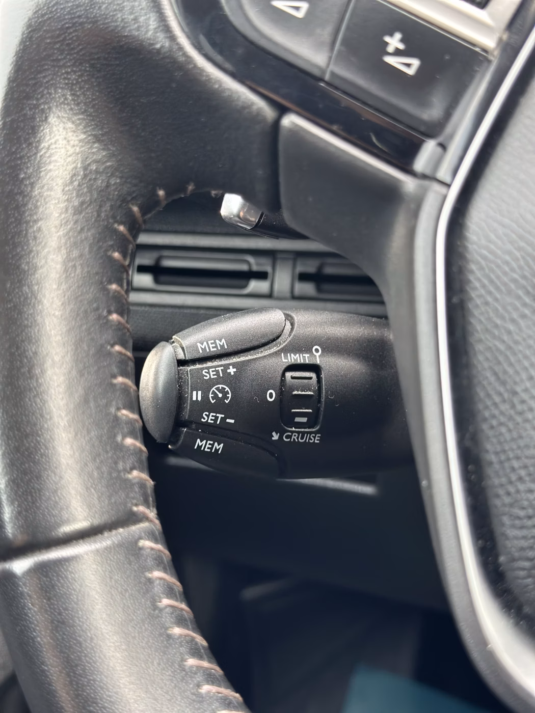 Peugeot 3008 фото 20