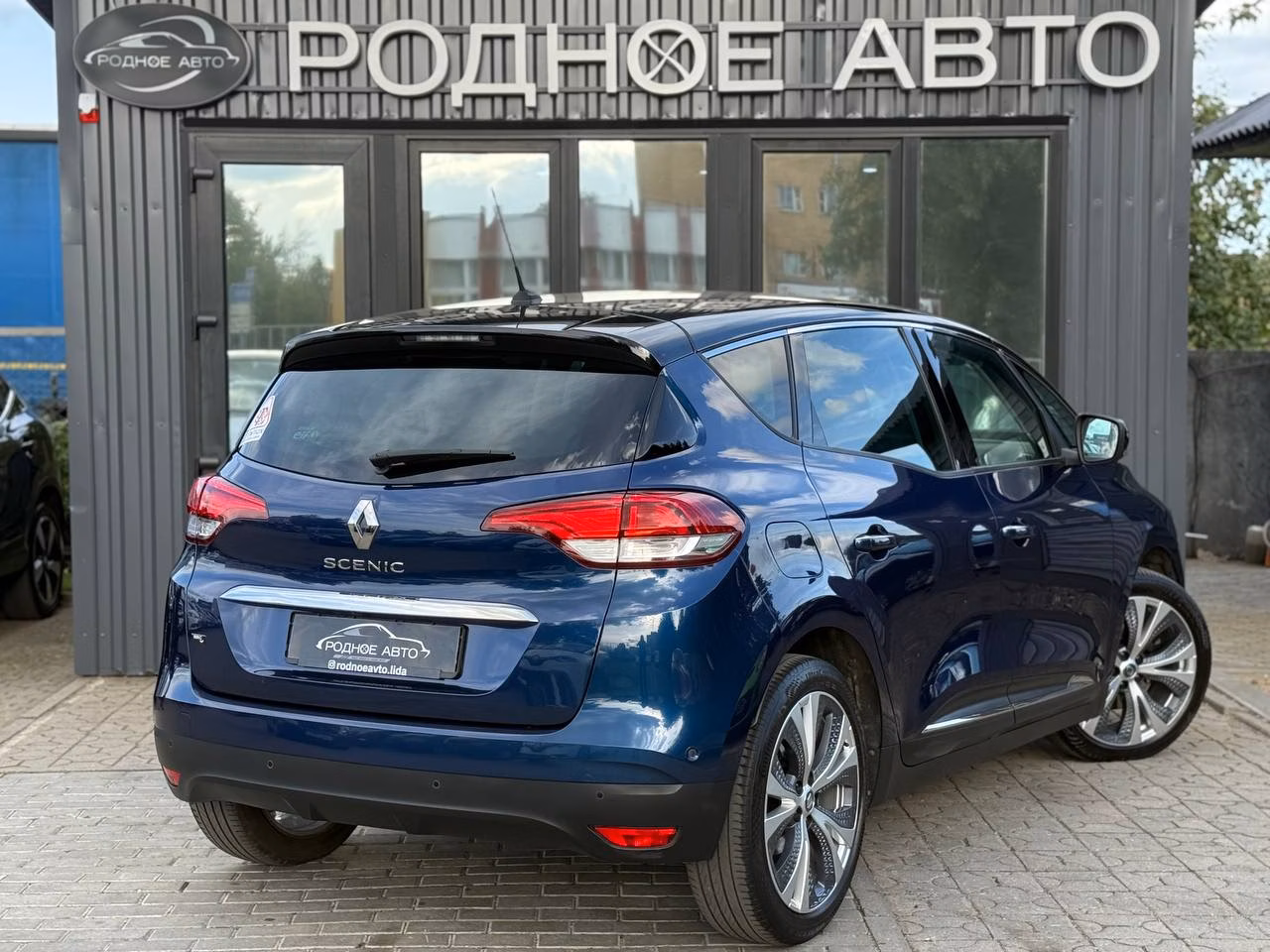 Renault Scenic фото 6