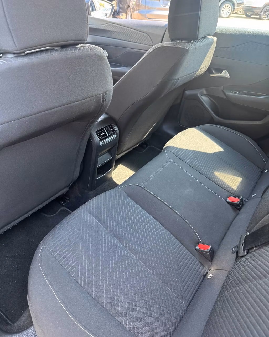 Peugeot 308 фото 11