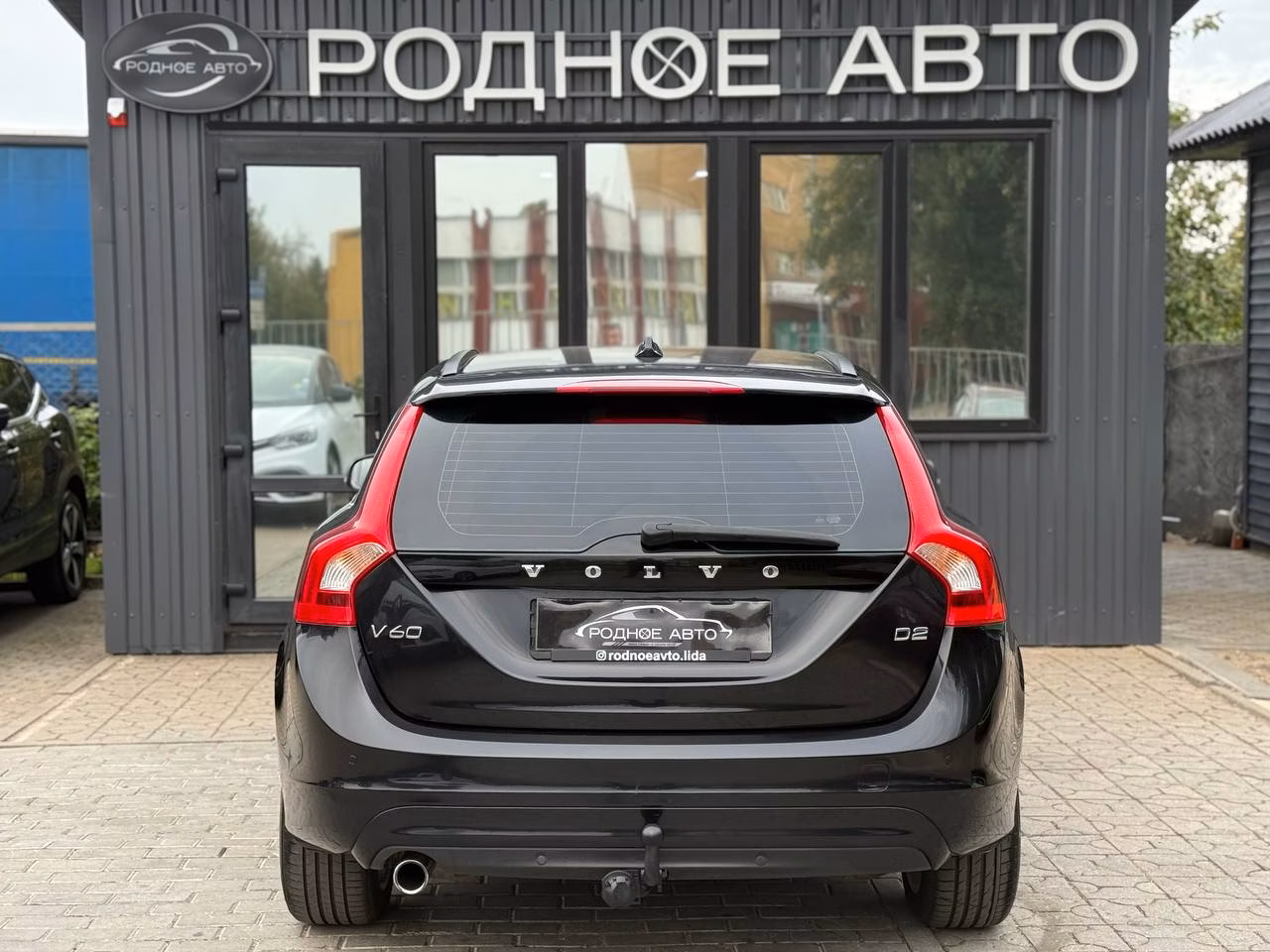 Volvo V60 фото 5