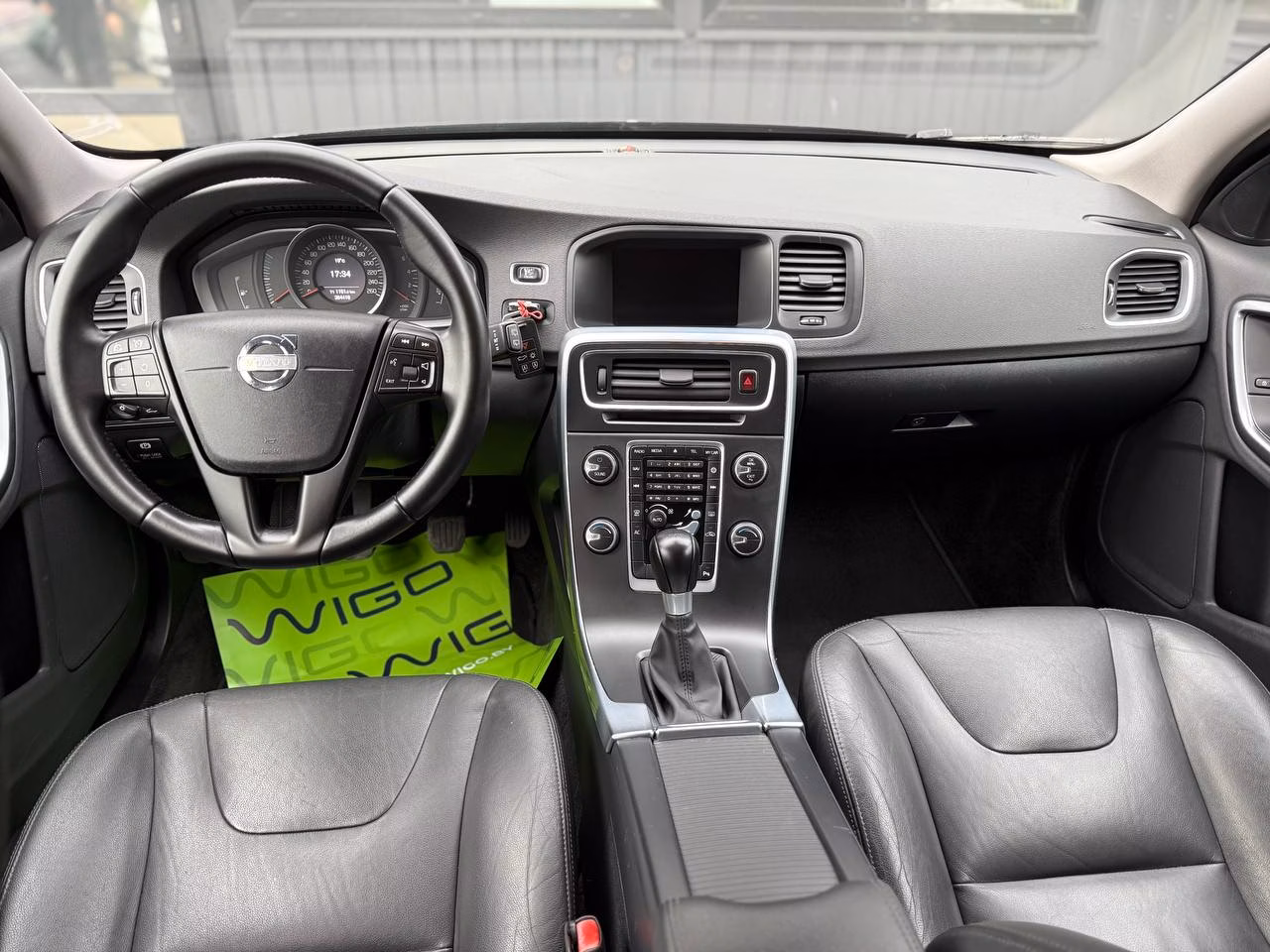Volvo V60 фото 13