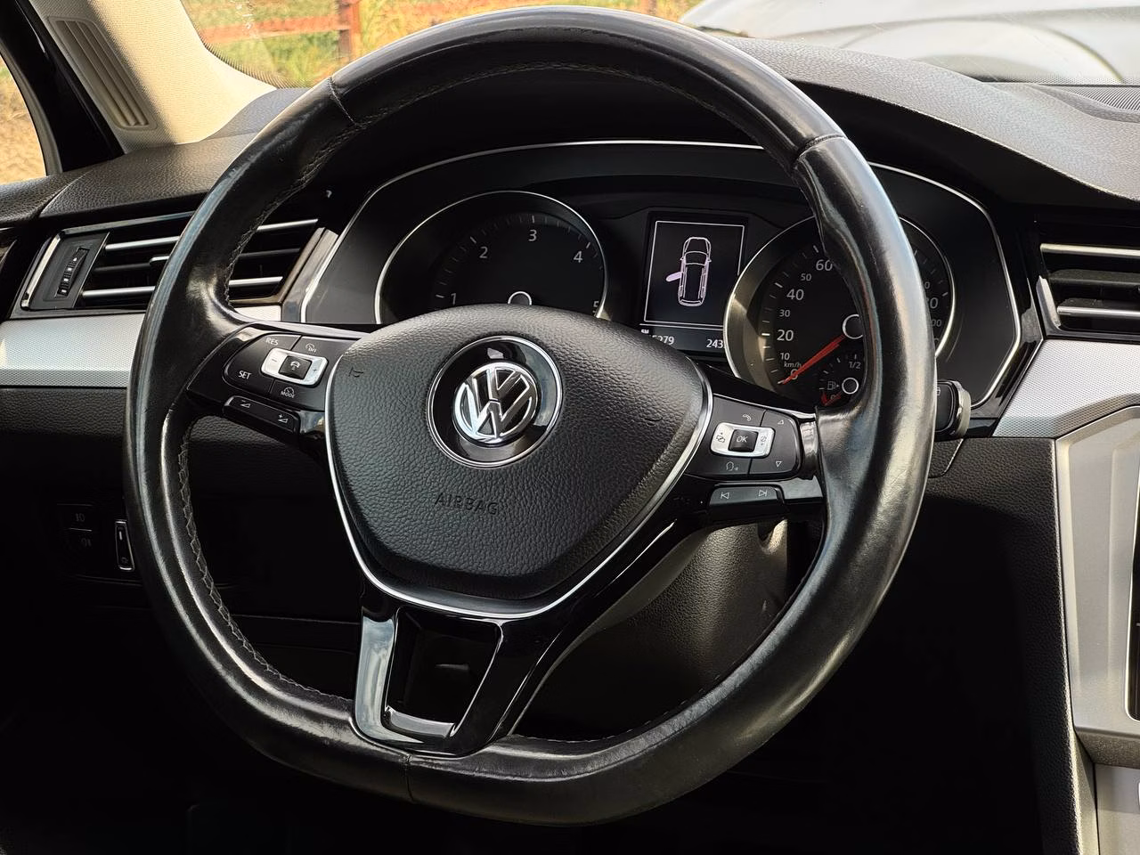 Volkswagen Passat фото 16