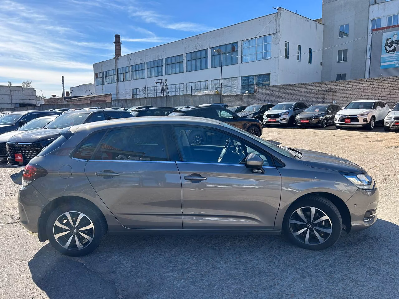 Citroen C4 фото 4