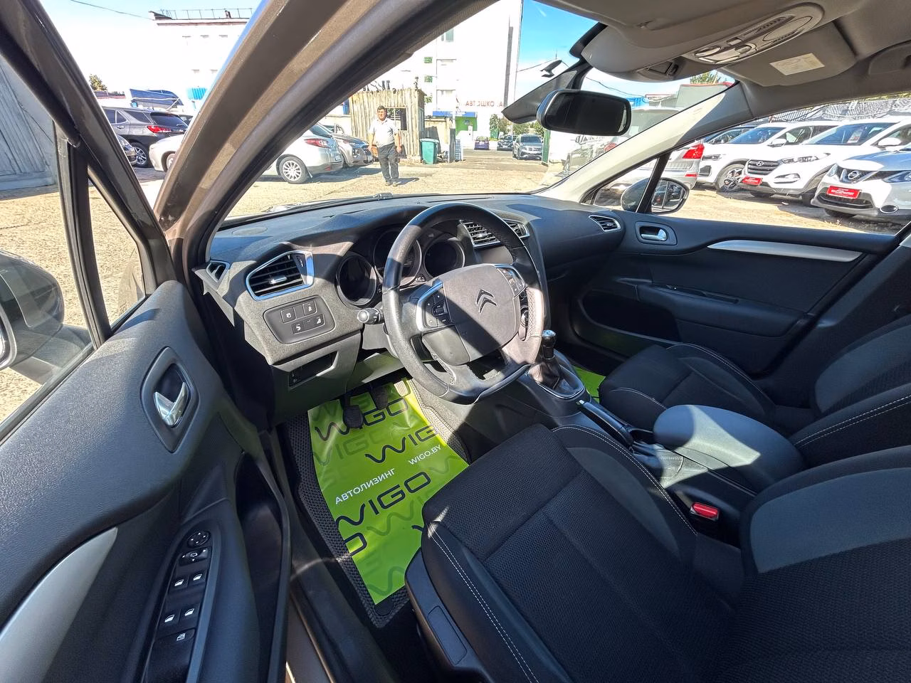 Citroen C4 фото 9