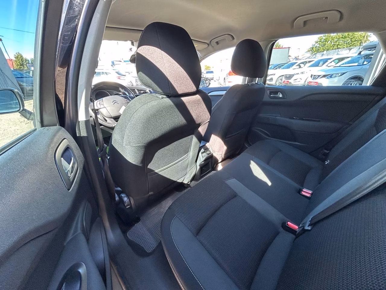 Citroen C4 фото 10