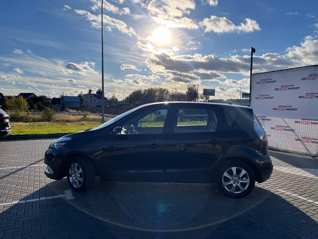 Renault Scenic фото 8