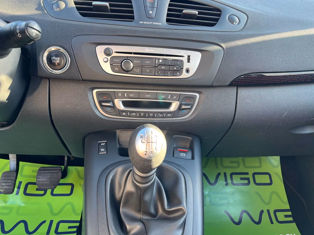 Renault Scenic фото 12