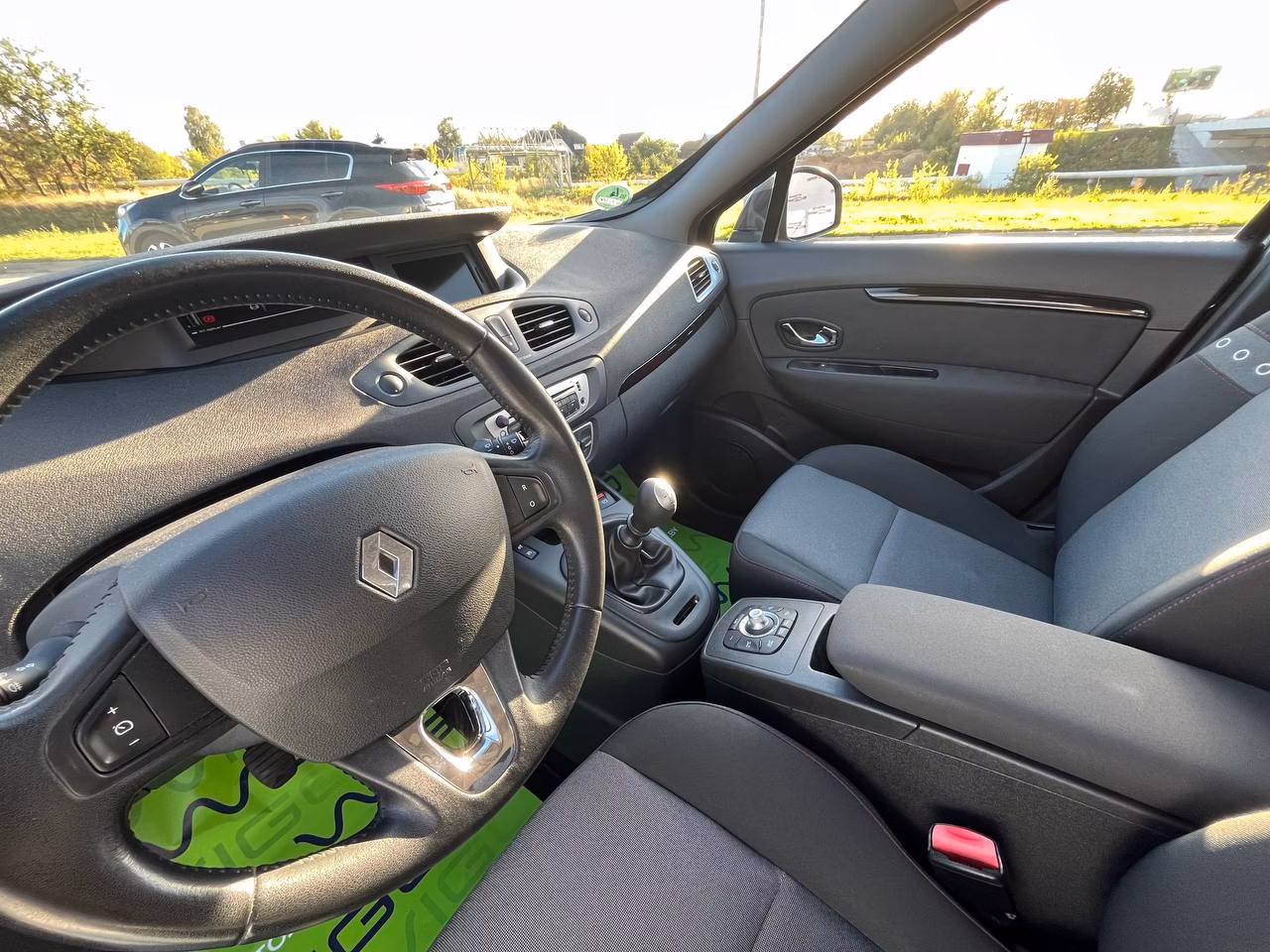 Renault Scenic фото 13