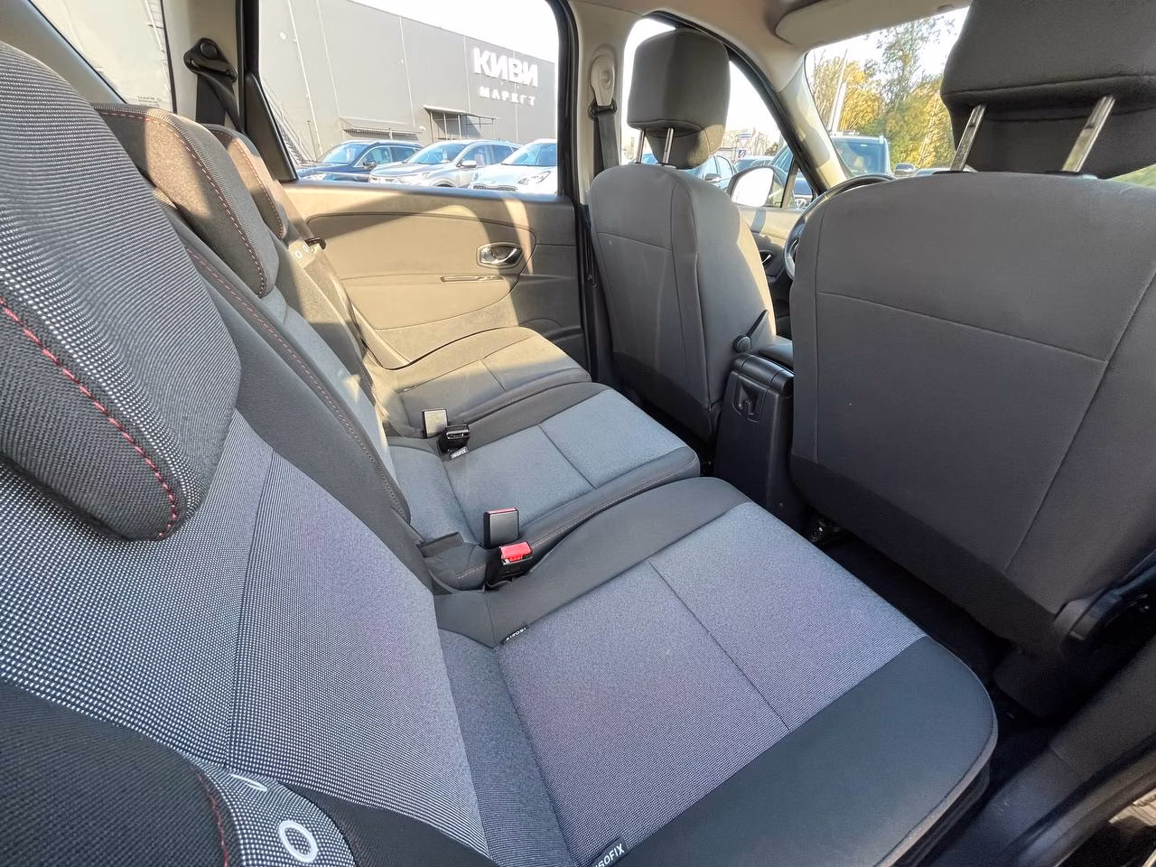 Renault Scenic фото 18