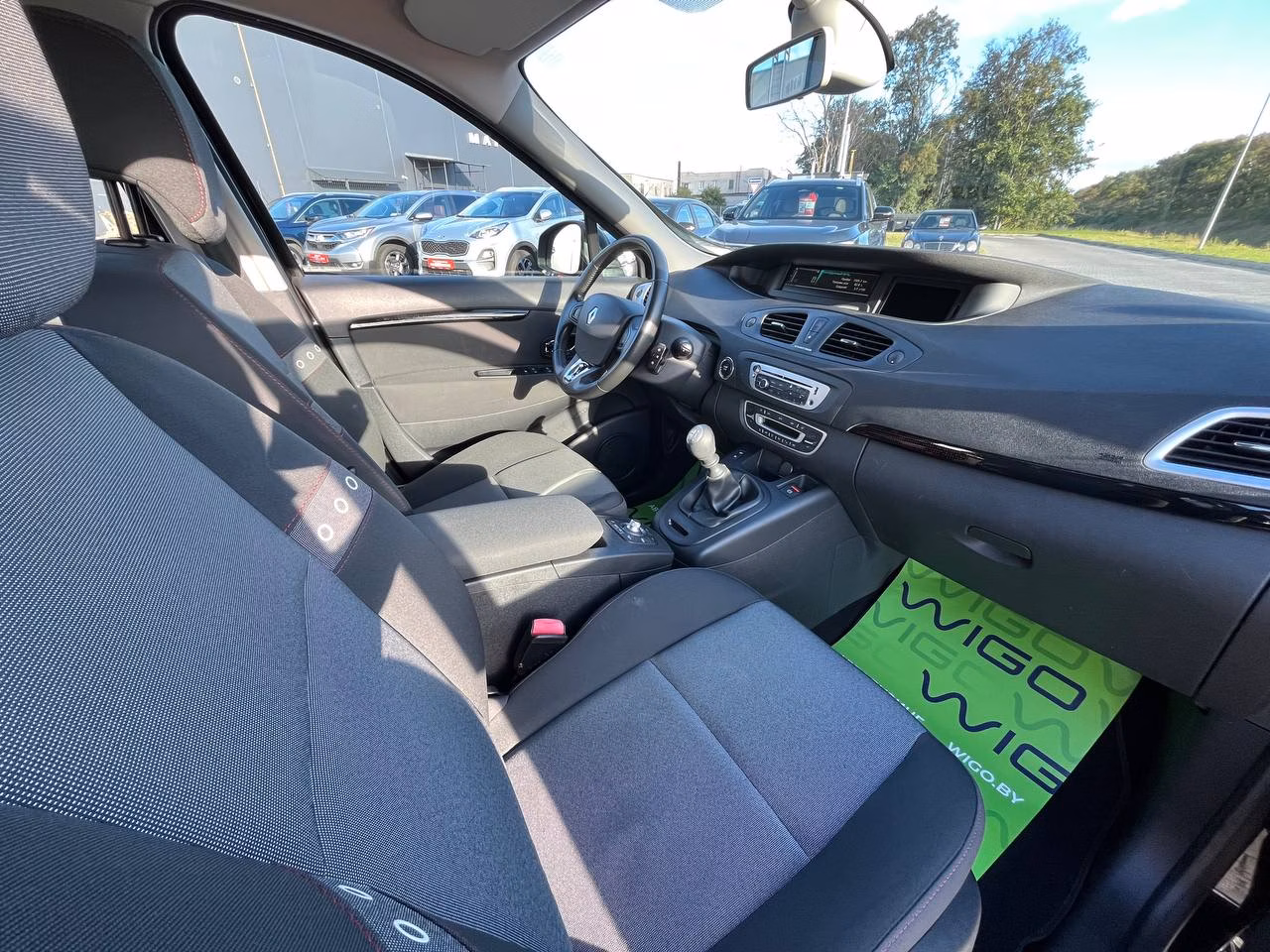 Renault Scenic фото 19