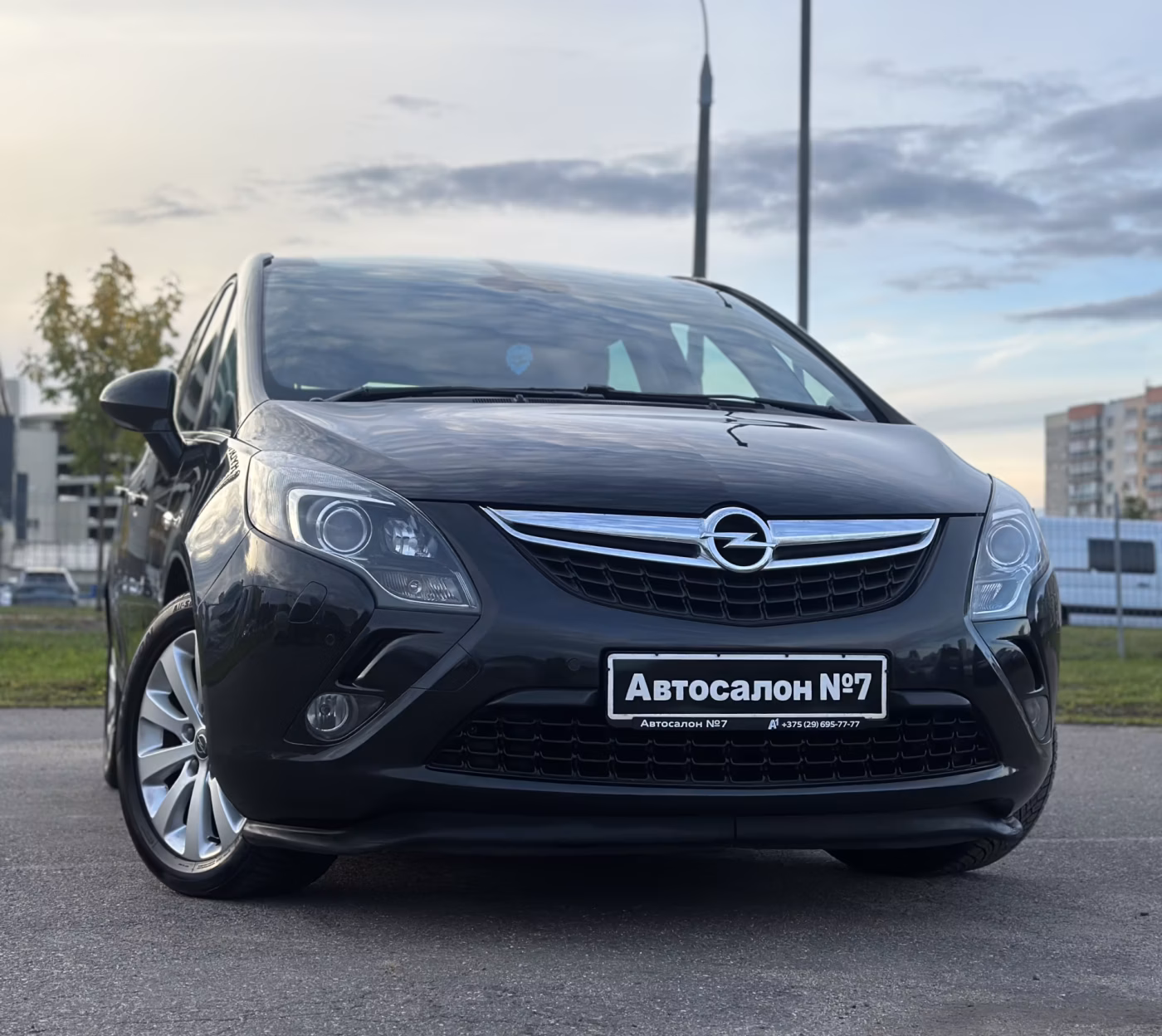Opel Zafira фото 3