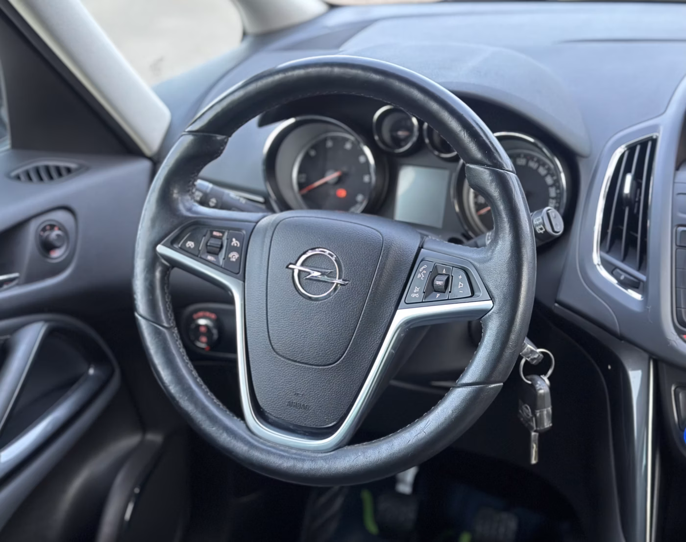 Opel Zafira фото 15